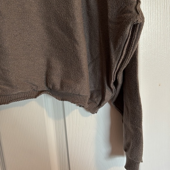 Miou Muse women’s gray oversized mock neck cropped sweater size small - Picture 5 of 9